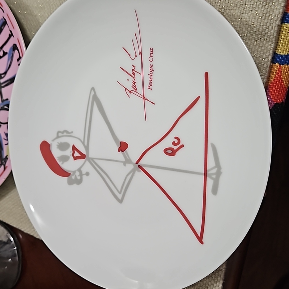 PENELOPE CRUZ Whatever it Takes Signed and Numbered 8" Plate